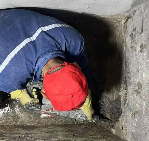 石河镇电缆沟堵漏